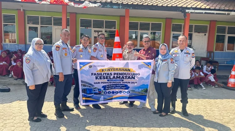Dishub Cirebon Soroti Parkir di Bahu Jalan yang Ganggu Lalu Lintas