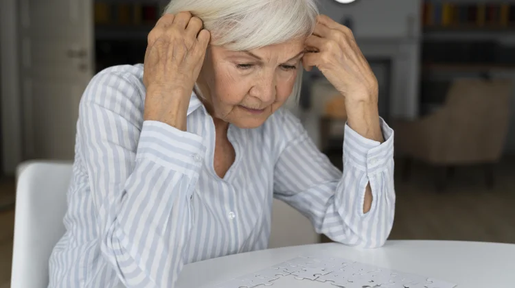 Memahami Perbedaan Mendasar Demensia dan Penyakit Alzheimer