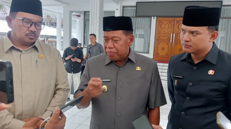 Gentengisasi Meledak, Majalengka Siapkan 2,4 Juta Genteng untuk Jawa Barat
