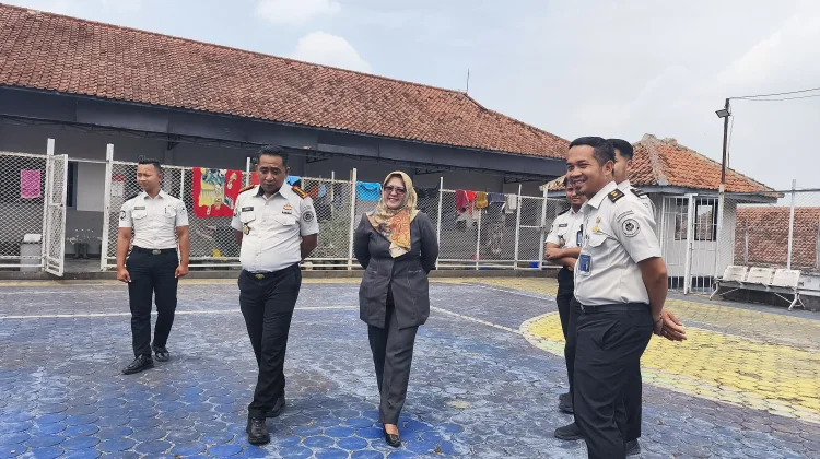 Kalapas Kuningan: Tak Ada Kamar Mewah, Kunjungan Dibatasi Mulai 1 Oktober