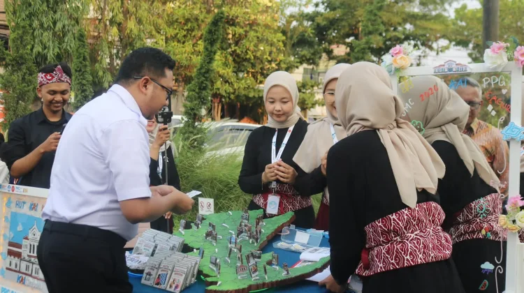 KAI Mini Fair Hadirkan Seni dan Budaya Cirebon di Stasiun