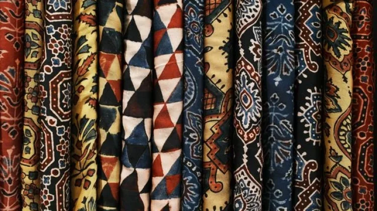 Hari Batik Nasional, Budayawan Tekankan Pelestarian Tugas Bersama