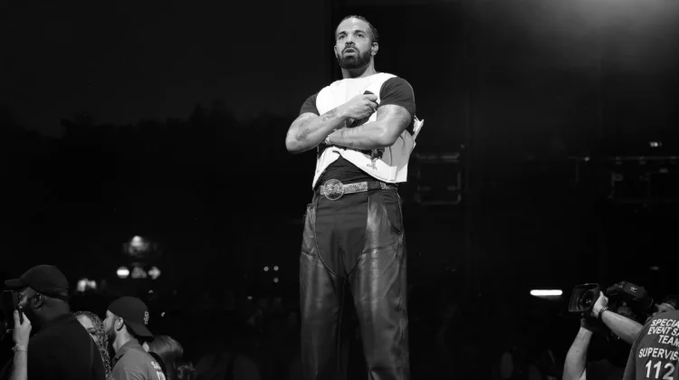 Drake Rilis “HABIBTI (FOMO),” Tambah Empat Lagu Baru