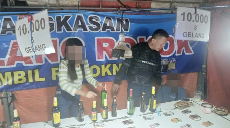 Polsek Kedokanbunder Amankan Minuman Beralkohol Dari Lapak Permainan Pasar Mala