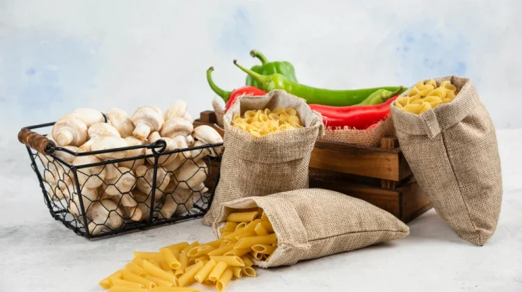 Perumda Pasar Pantau Harga dan Pasokan Pangan lewat Mol Pangling