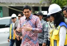 Lucky Hakim Sambut Wamen PU Tinjau Infrastruktur Jalan dan Bangunan