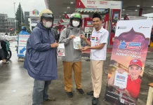 Pertamina Retail Bagikan Takjil Gratis di SPBU COCO Selama Ramadan