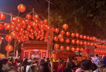 Barongsai Naga Mas Meriahkan Cap Go Meh di Vihara Dewi Welas Asih