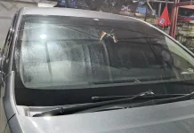 Laminated Glass: Teknologi Canggih di Balik Kaca Depan Mobil yang Aman