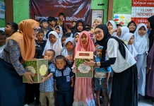 Sebanyak 300 Anak-anak Paud di Kota Cirebon Menerima Bantuan Sembako