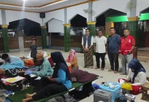 Donor Darah Malam Hari di Gebang Kulon Disambut Antusias Warga saat Ramadan