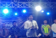 Bupati Lucky Hakim Lepas Pawai Takbir Keliling
