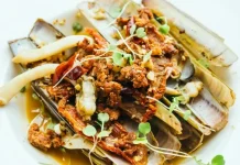 Kerang Bambu Jadi Kuliner Favorit Wisatawan Pantai Wisata Bahari Kejawanan
