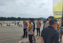 Kapolres Indramayu Pantau Keamanan Wisata Balongan Indah Dua