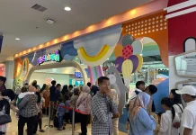 Libur Lebaran dan WFA, Warga Cirebon Padati Mal