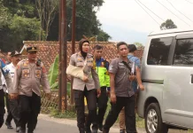 Alami Cedera, Kapolres Majalengka Tetap Pimpin Olah TKP Kecelakaan Maut Travel Elf