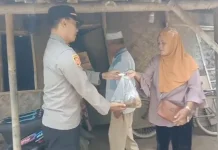 Polsek Losari Salurkan Bantuan Sosial bagi Warga Kurang Mampu di Desa Kalisari