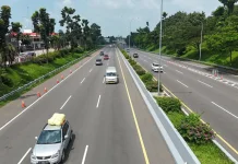 Ingin Ganti Jalur, Pengendara Keluar di Gerbang Tol Terdekat