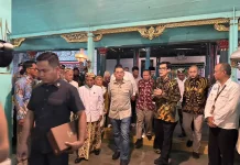 Fadli Zon Tinjau Keraton Kasepuhan, Dorong Revitalisasi Budaya Cirebon