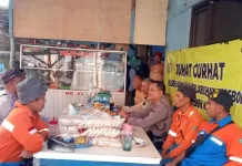 Polsek Pelabuhan Cirebon Gelar Jumat Curhat Serap Aspirasi Warga