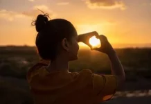 Melatih Bahagia agar Pikiran Lebih Positif