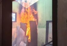 Rumah Warga Indramayu Terbakar Diduga Bakar Sampah