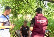 Polisi Amankan Pengedar Obat Terlarang di Majalengka, Sita Ratusan Botol Miras