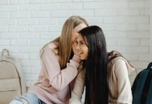 Fenomena Pick Me dan Haus Validasi di Media Sosial