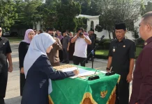 Wali Kota Cirebon Lantik Kepala Sekolah, Tekankan Peningkatan Mutu Pendidikan