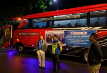 20 Bus Buruh dari Kuningan Bertolak ke Monas untuk May Day