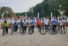 Gowes Santai RRI Cirebon: Menyisir Ikon Kota Sambil Sambut Anggota Baru