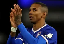 23 Tahun Berkarier, Ashley Young Resmi Pensiun