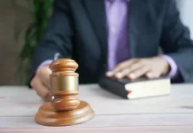 Judi Online dan UU ITE: Ancaman Pidana hingga Denda Rp10 Miliar