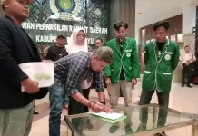 Mahasiswa Indramayu Tuntut Revisi UU Cipta Kerja dan Tolak Penggusuran