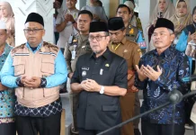 Bupati Cirebon Lepas Jemaah Haji, Ingatkan Pentingnya Jaga Kesehatan di Tanah Suci