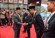 Direktur Pertamina Patra Niaga Raih Satyalancana Pembangunan