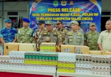 Rokok Ilegal Senilai Rp127 Juta Diserahkan Bupati Majalengka ke Bea Cukai Cirebon