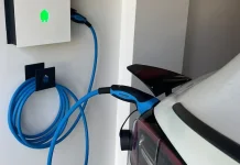 Apakah Mobil Listrik Menggunakan Oli? Simak Faktanya!