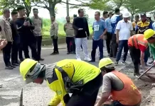 Perbaikan Jalan Cigasong-Jatiwangi, Bupati Majalengka Kawal Kualitas Pengerjaan