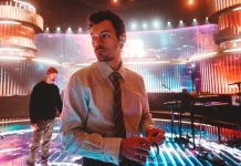Harry Styles Ubah Desain Panggung setelah Penonton Mengeluh