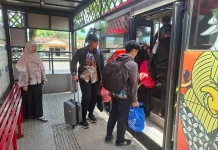 Daripada Subsidi Motor Listrik, Pemerintah Harusnya Benahi Angkutan Umum