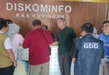 Sekda Kuningan Sidak Kehadiran ASN di Kantor Diskominfo