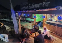 Saung Buhun Sudimampir Hadirkan Sensasi Ngopi Tradisional di Sawah Lope