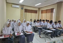 Literasi Digital Jadi Bekal Santri Menghadapi Perkembangan Teknologi AI