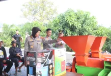 Dengar Keluhan Petani, Kapolres Majalengka Hadirkan Bantuan Alsintan