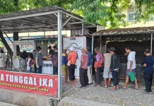 Makan Siang Gratis Kosong 3 Cirebon Layani hingga 400 Orang Setiap Hari