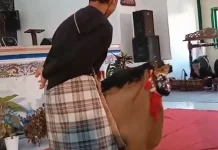Pergelaran Kesenian Berokan Digelar di SMPN Unggulan Sindang