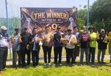 Kung Mania Padati Lomba Perkutut Indonesia di Cirebon