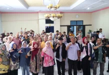 Disbudpar Kab. Cirebon Perkuat Pelestarian Topeng lewat Kajian Budaya