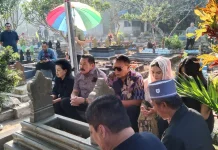 Ziarah di Majalengka, ST Burhanuddin dan TB Hasanuddin Ungkap Perjalanan Hidup